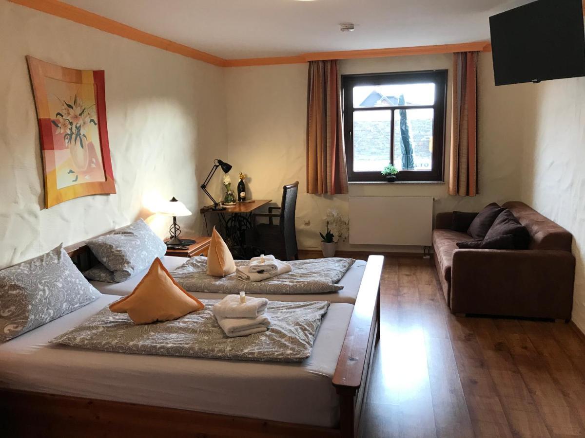Landhotel Lindenhof Grevenbroich Exteriör bild